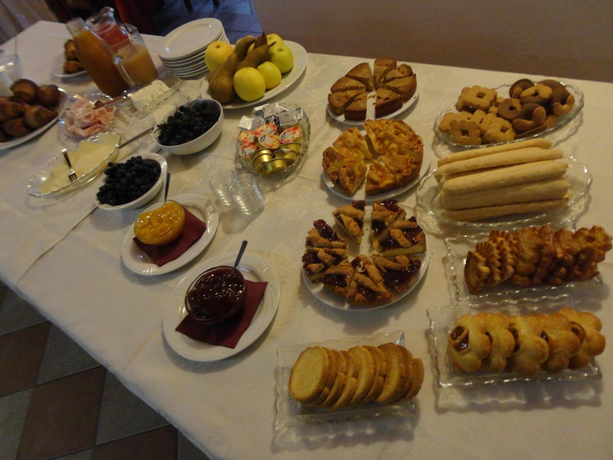 Da Fabiana Bed and Breakfast Bossolasco Buitenkant foto