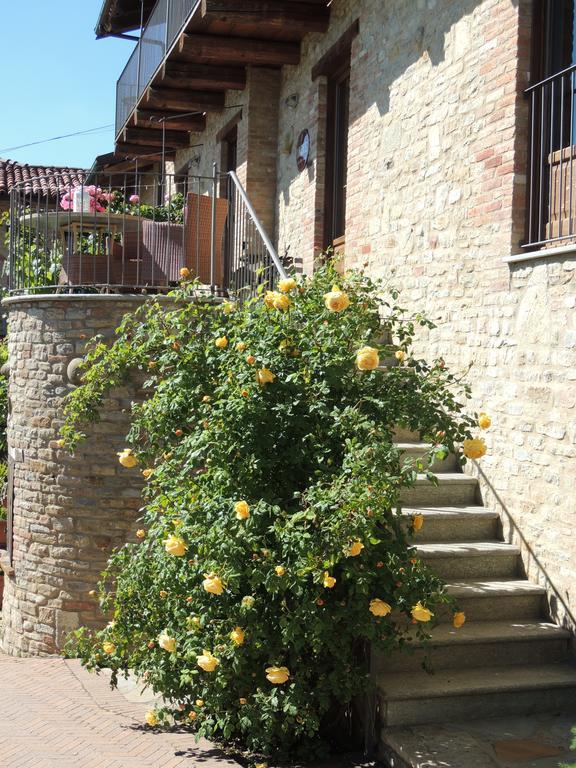 Da Fabiana Bed and Breakfast Bossolasco Buitenkant foto