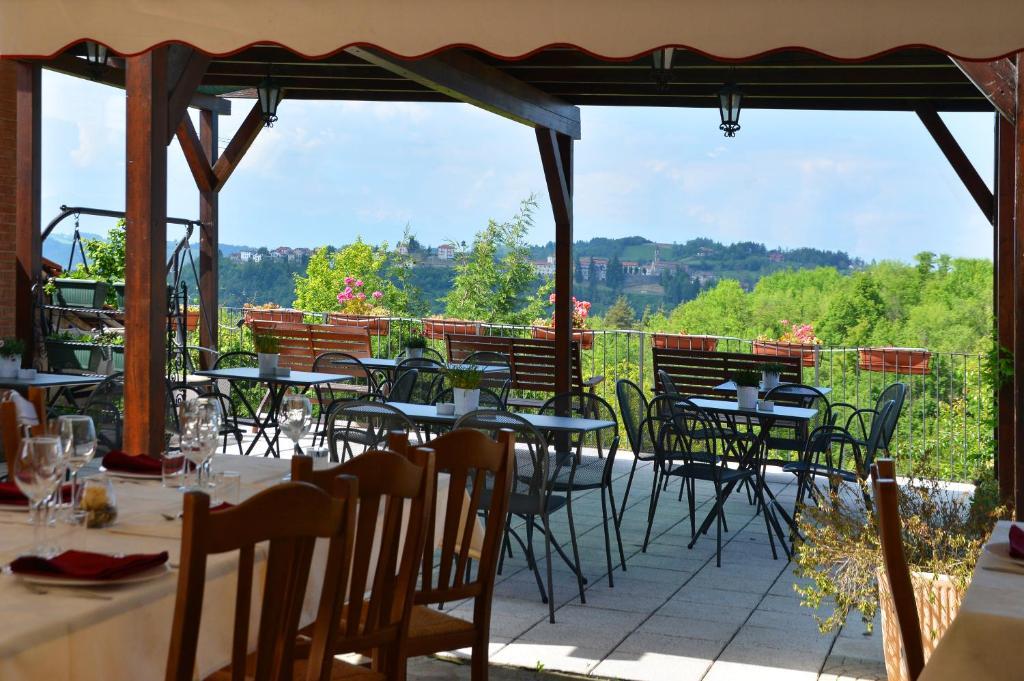 Da Fabiana Bed and Breakfast Bossolasco Buitenkant foto